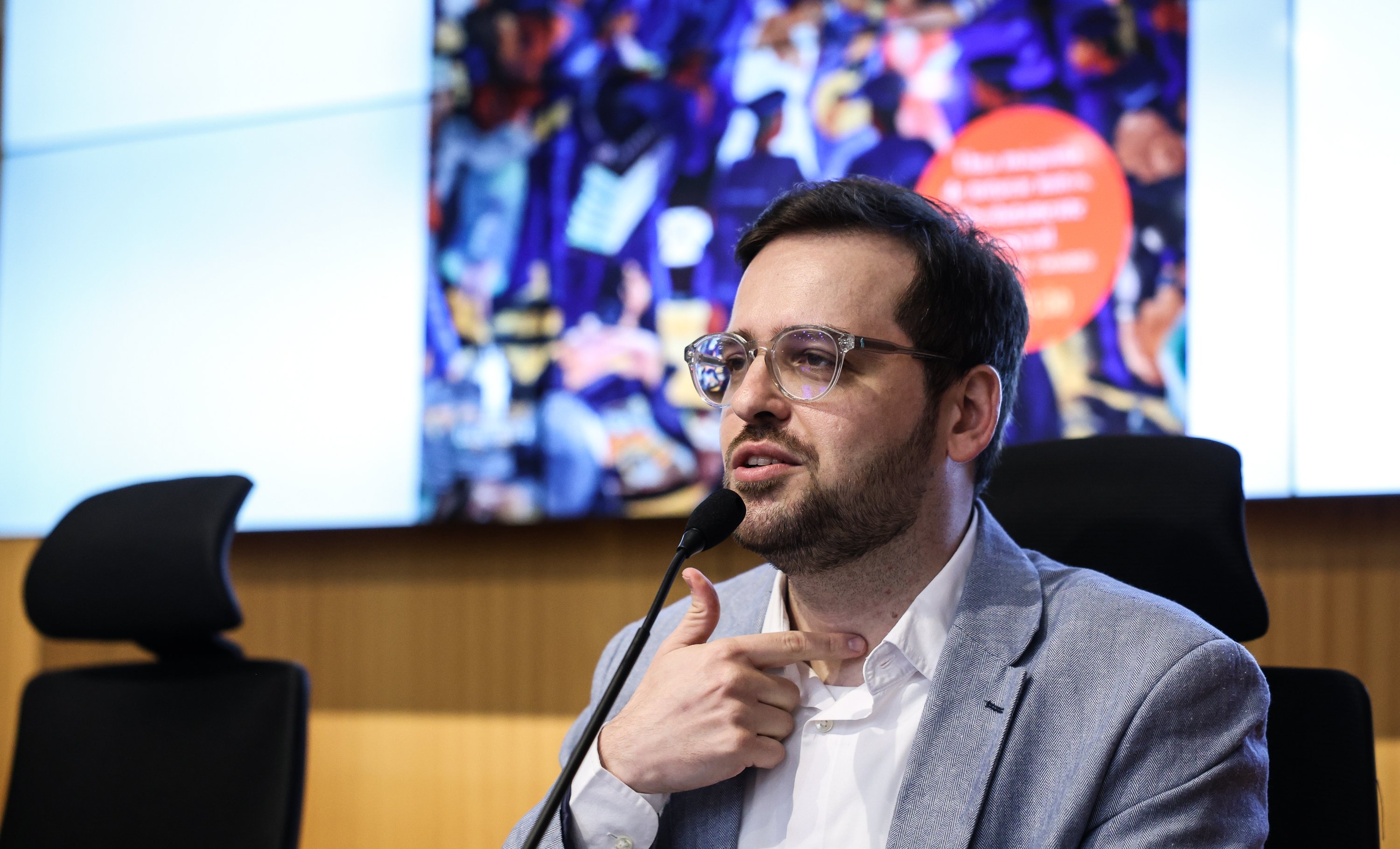 Thumbnail da galeria Apresentação do livro 